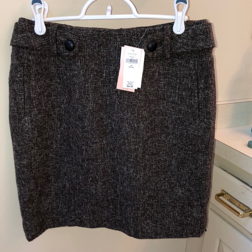 Banana Republic factory, Tags on, Brown Wool Skirt